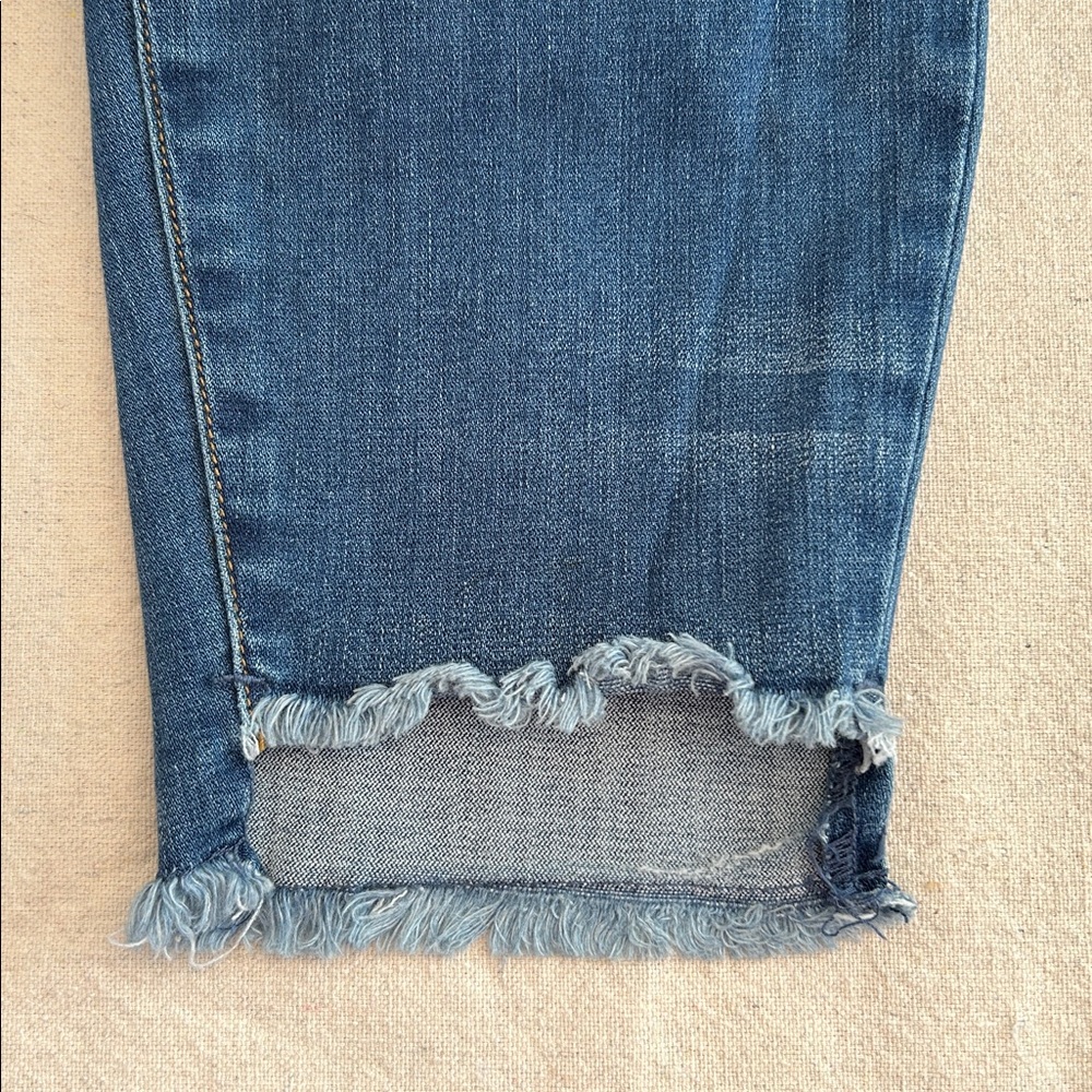 LILA RYAN Women’s 16W Dark Blue Distressed Ankle Jeans - Picture 9 of 11